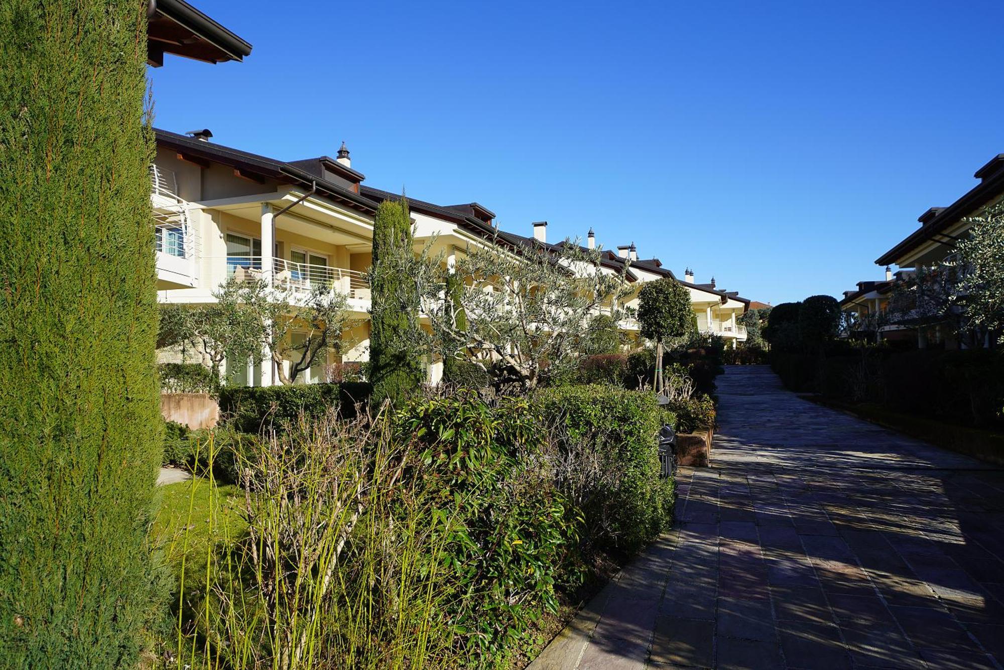 Resort Caesar C4 Sirmione - Gardagate エクステリア 写真