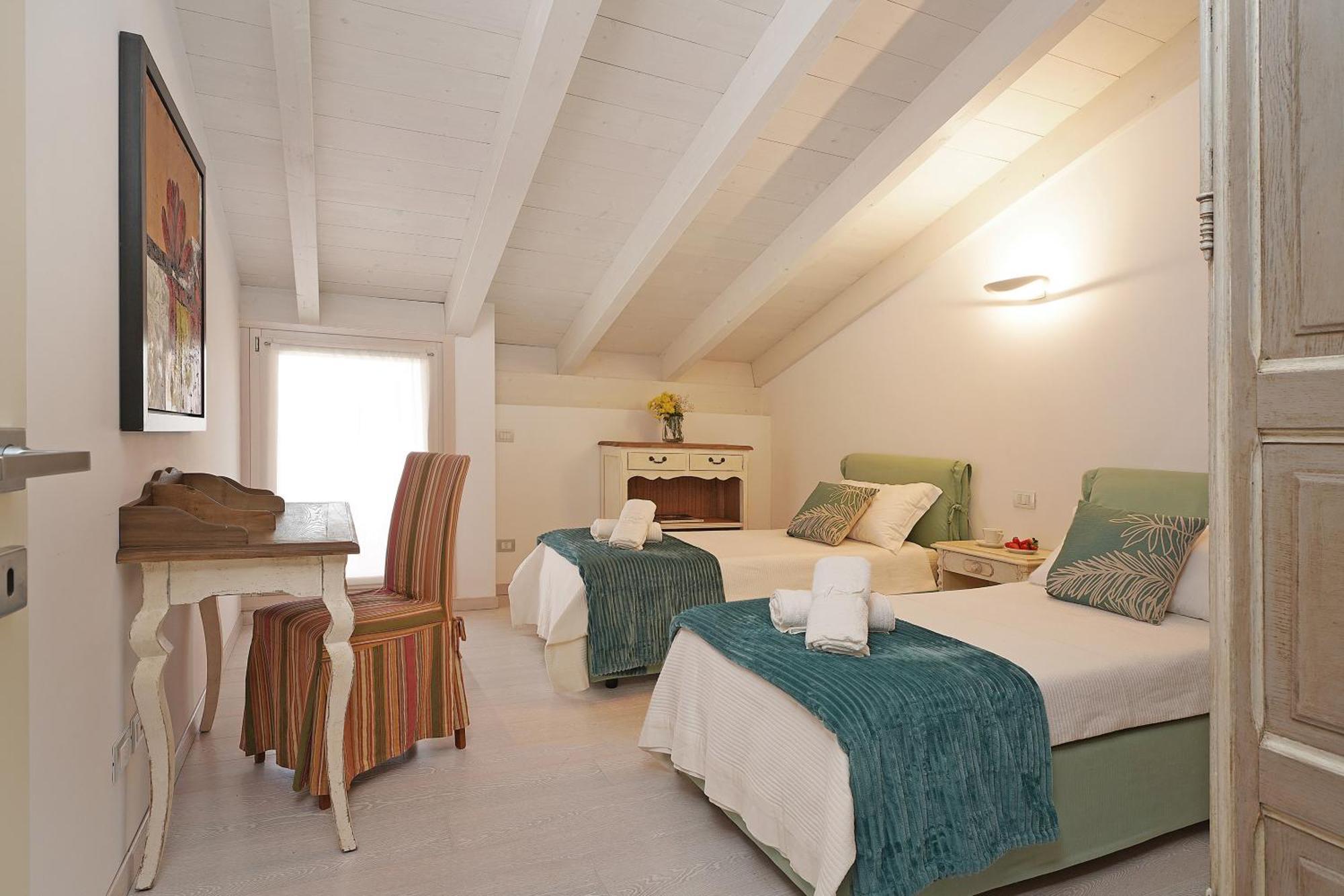 Resort Caesar C4 Sirmione - Gardagate エクステリア 写真